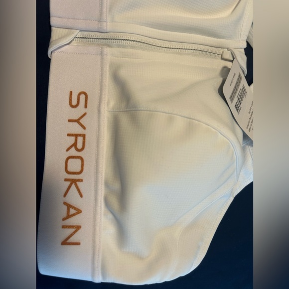 Front Zip Wirefree Sports Bra - Picture 7 of 8